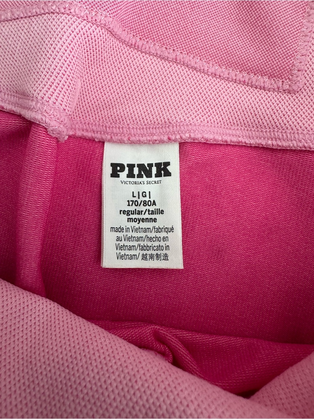 PINK Victoria's Secret leggings $24 for 4 in the pictures ( size : L )